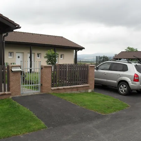Kamenak Guest house